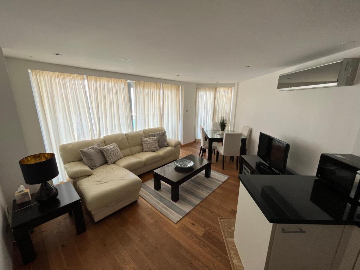 Ocean Village Lovely 2 Bedroom Apartment Gibraltar Exteriör bild